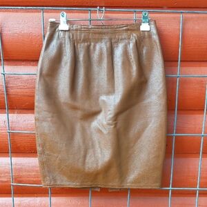 Elegant Vintage Brown Leather Mini skirt lined supple
